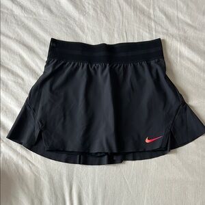Nike Women's Black Dri-FIT Skorts